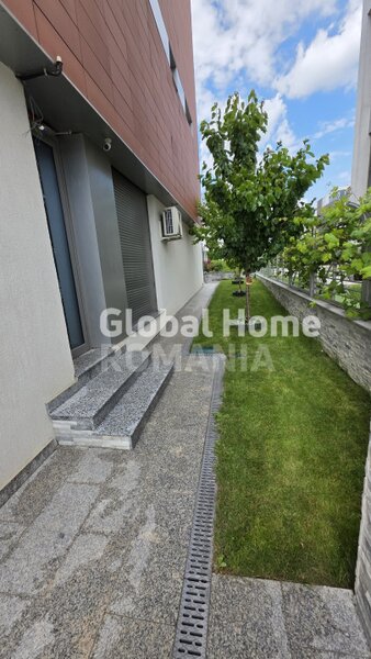 Baneasa, Sisesti, vila 343 mp, vedere lacul Grivita, ponton si lac artificial.